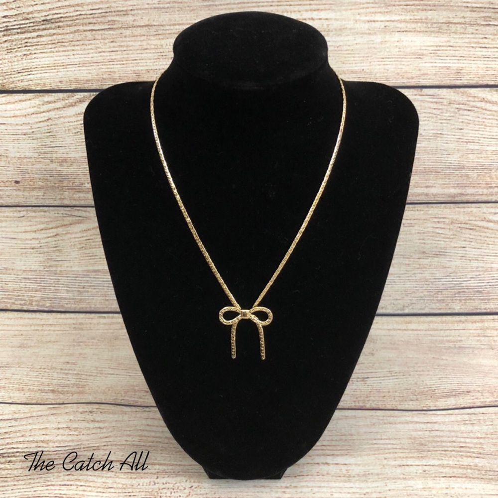 Vintage Avon Bow Necklace